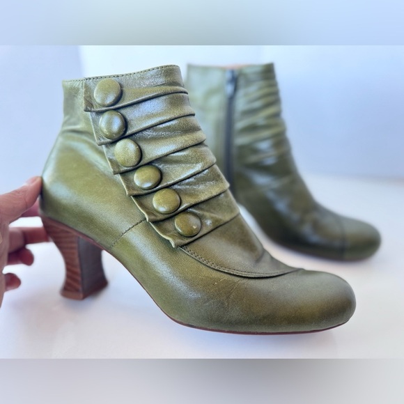 Miz Mooz Shoes - Miz Mooz Alisa Ruched Buttoned Leather Booties Womens Size 36